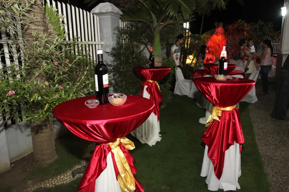 Cocktail services